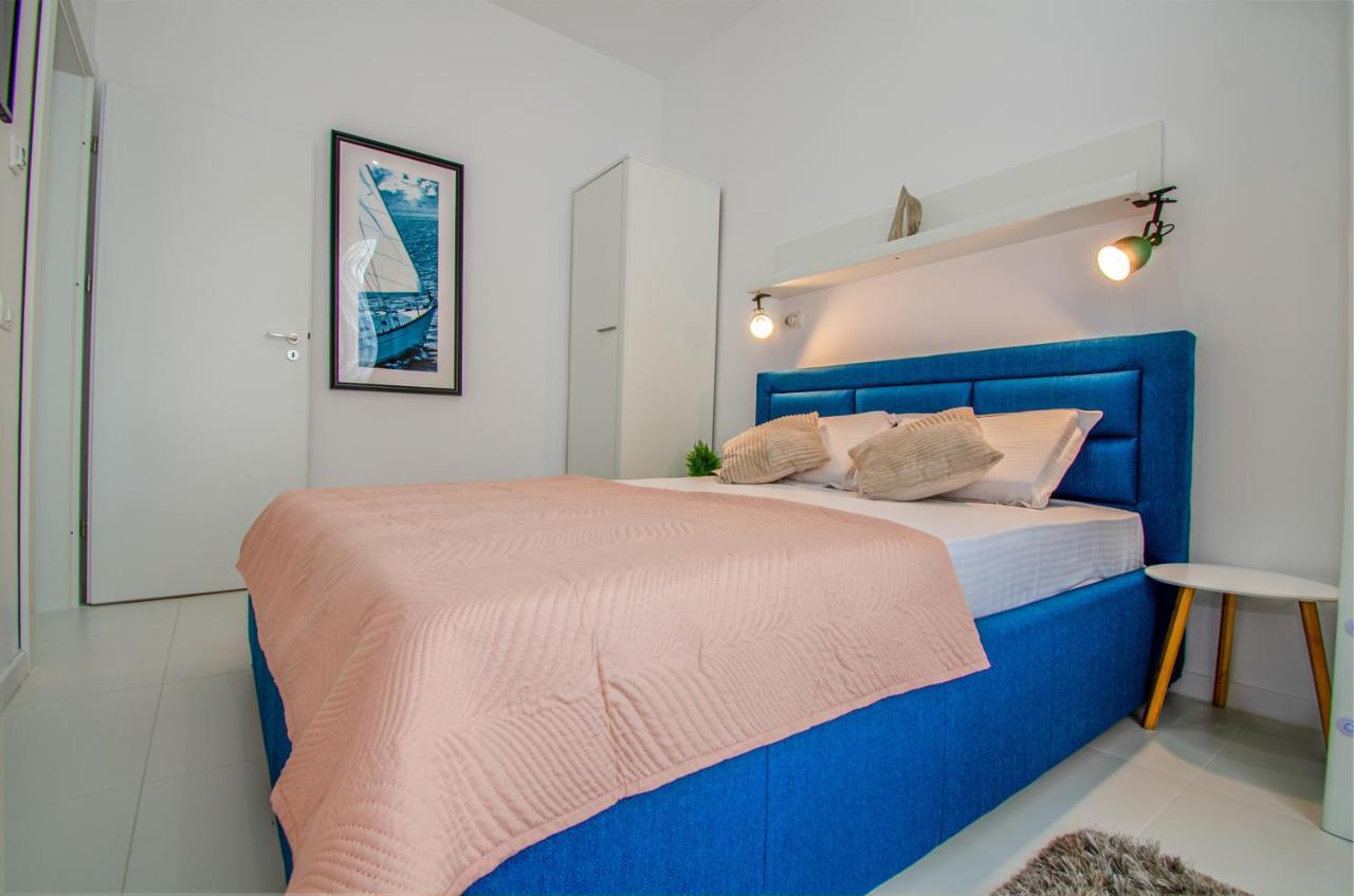 Forest By The Sea - Bychoice Appartement Jupiter Buitenkant foto